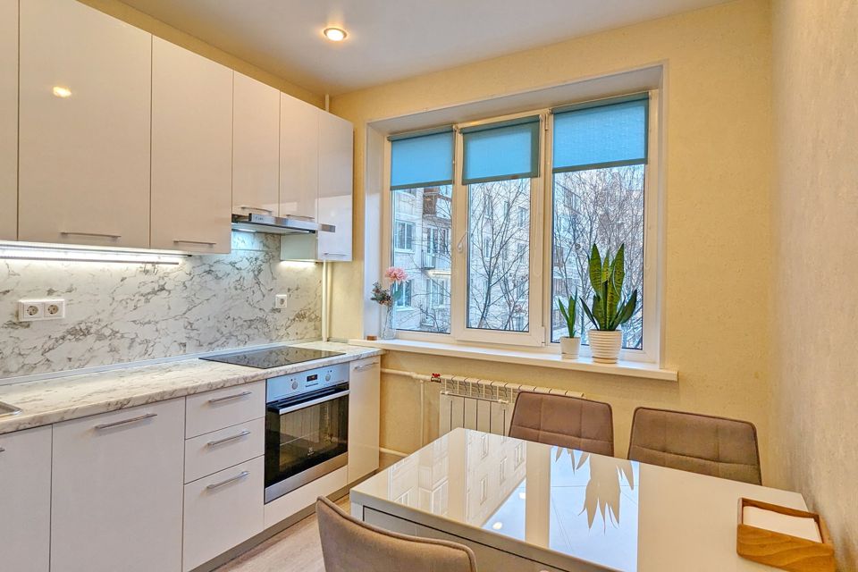 Продаётся 3-комнатная квартира, 72.5 м²