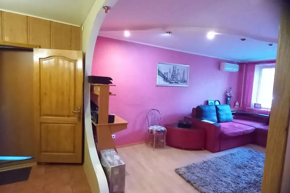 Продаётся 3-комнатная квартира, 73 м²