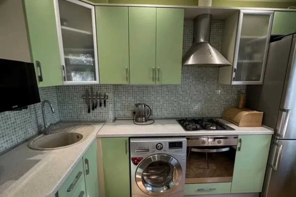 Продаётся 4-комнатная квартира, 85 м²