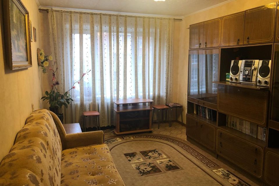 Продаётся 3-комнатная квартира, 69.9 м²