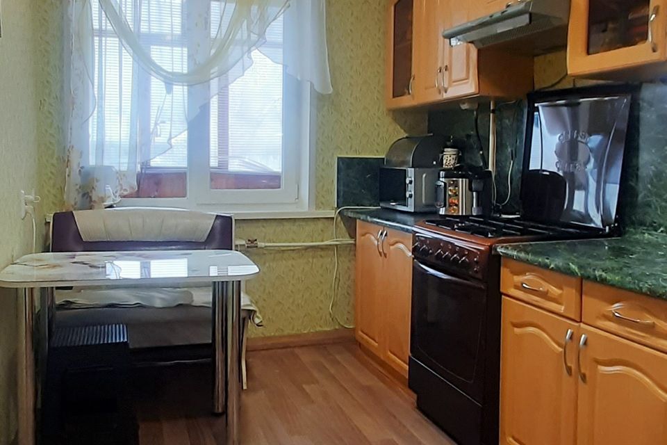Продаётся 3-комнатная квартира, 57.7 м²