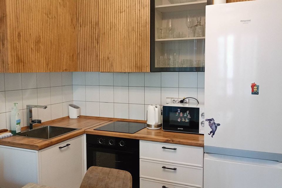 Продаётся 1-комнатная квартира, 50.2 м²
