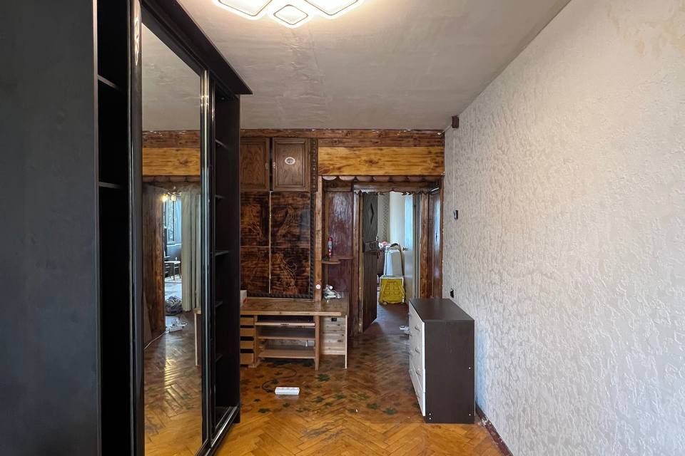 Продаётся 3-комнатная квартира, 59.5 м²