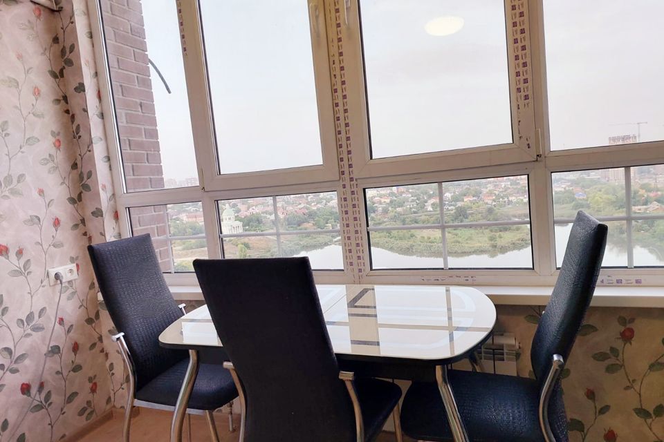 Продаётся 1-комнатная квартира, 43 м²