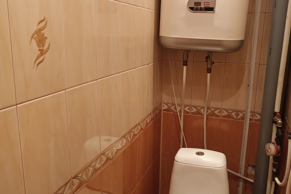 Продаётся 2-комнатная квартира, 55.6 м²