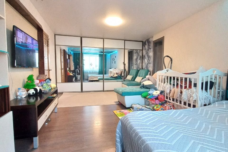 Продаётся 1-комнатная квартира, 49.8 м²