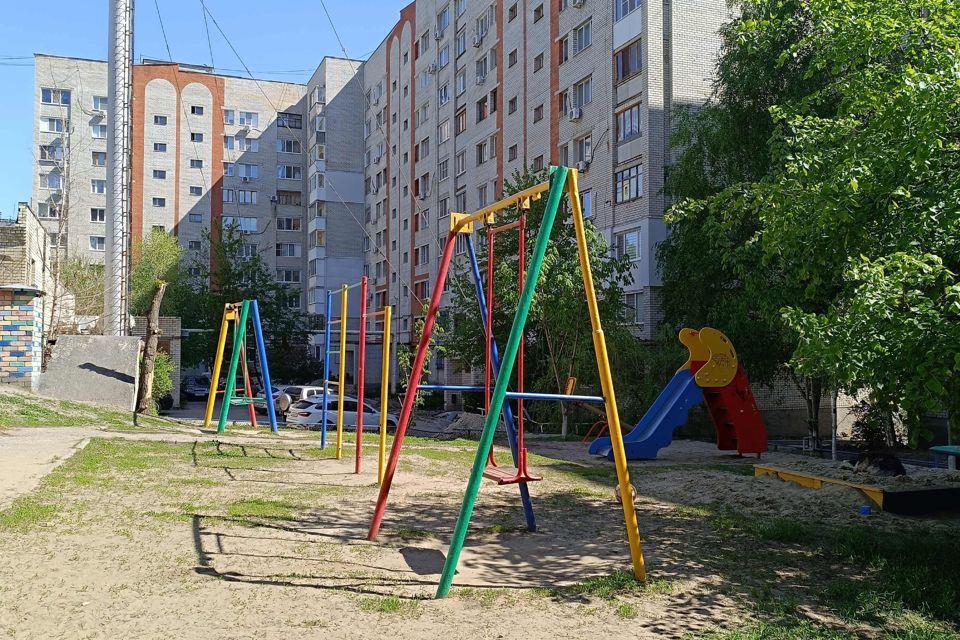 Продаётся 3-комнатная квартира, 60.8 м²