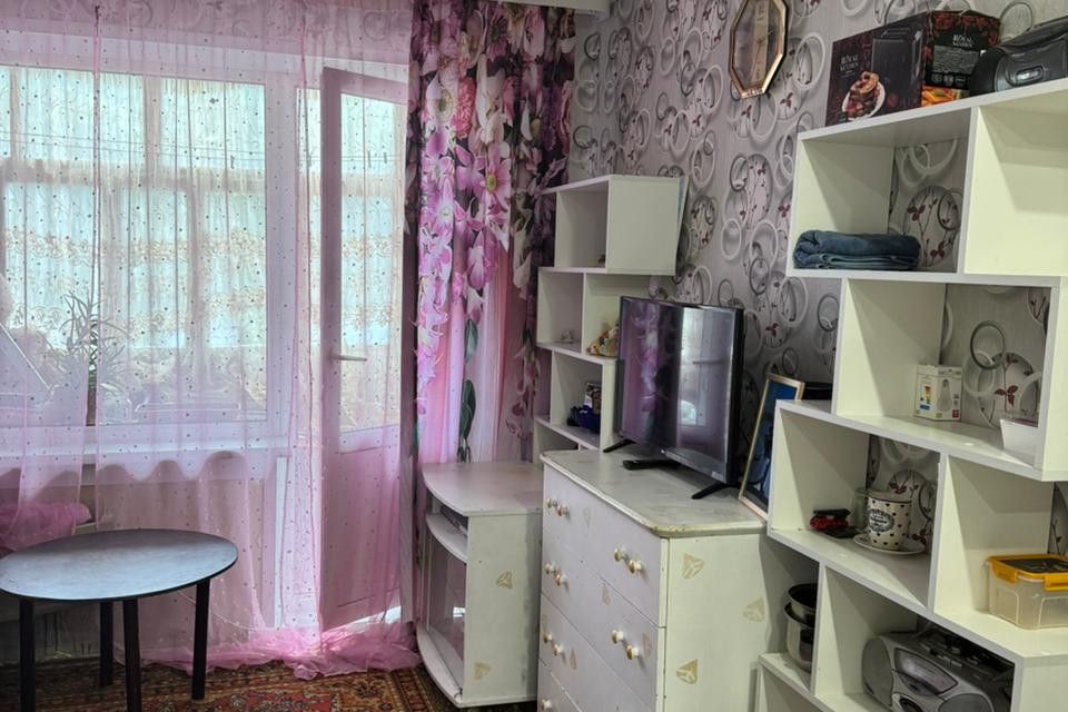 Продаётся 2-комнатная квартира, 42.7 м²