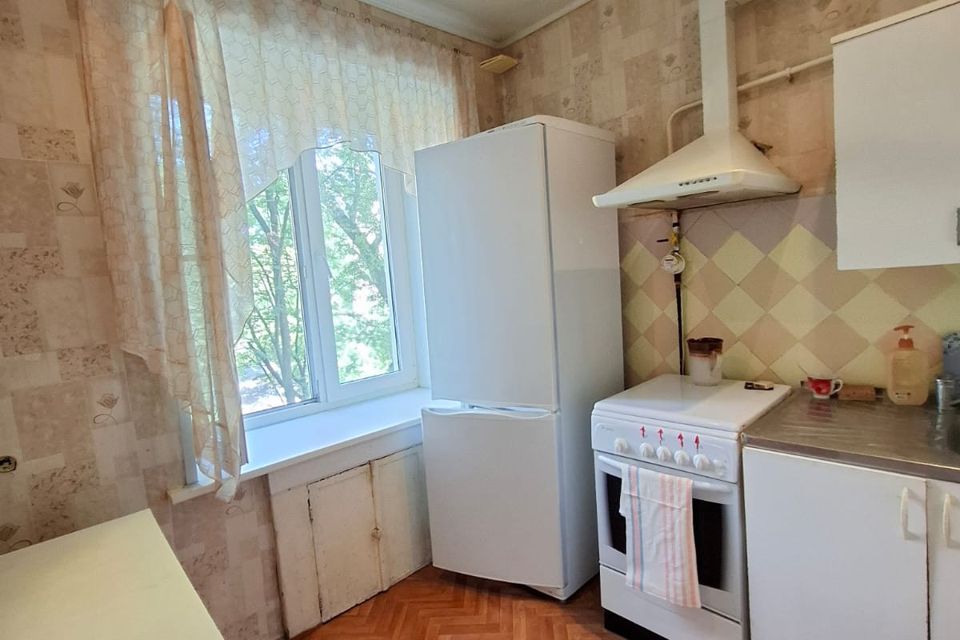 Продаётся 3-комнатная квартира, 57.5 м²