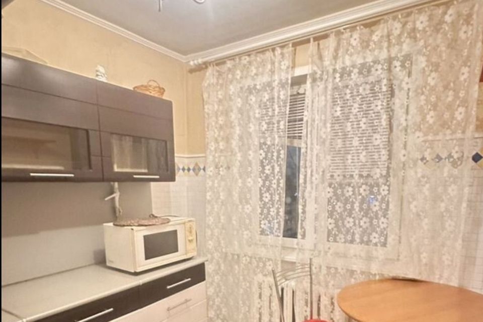 Сдаётся 1-комнатная квартира, 38 м²