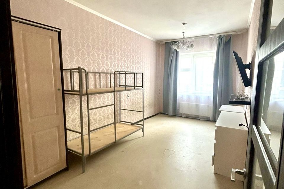 Продаётся 1-комнатная квартира, 37 м²