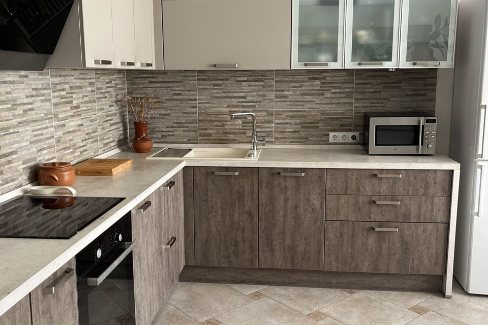 Продаётся 2-комнатная квартира, 90.5 м²