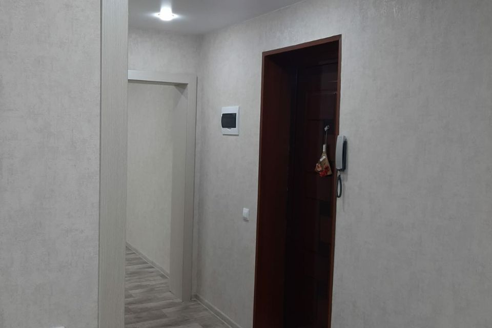 Продаётся 2-комнатная квартира, 43.8 м²