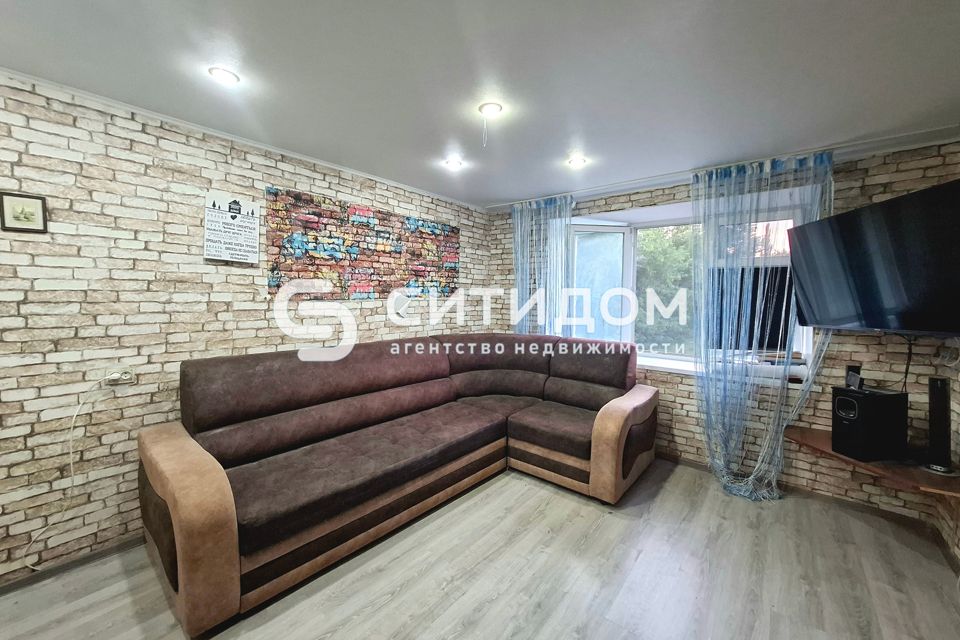Продаётся 4-комнатная квартира, 79.7 м²