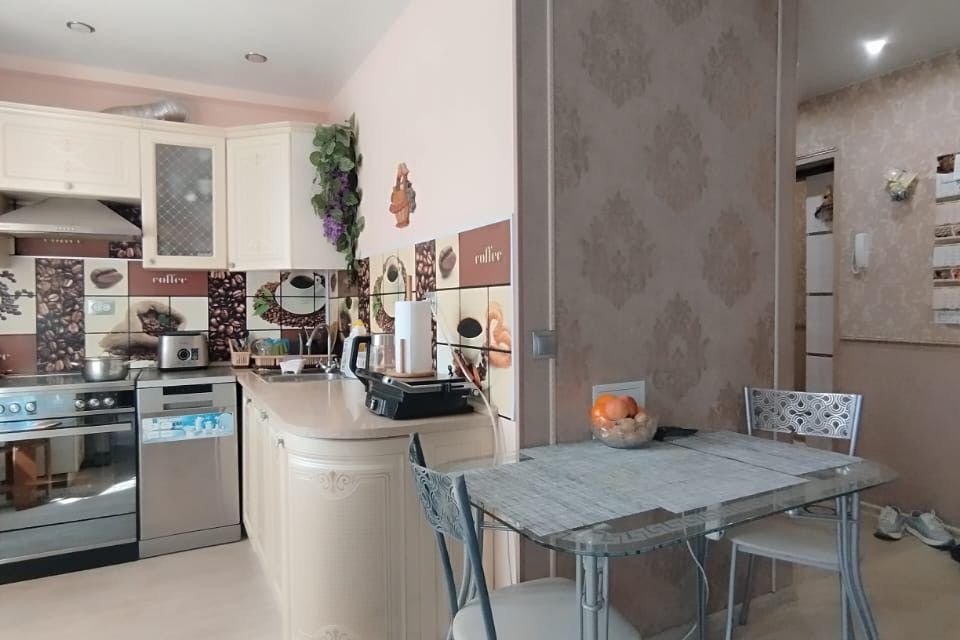 Сдаётся 2-комнатная квартира, 50 м²