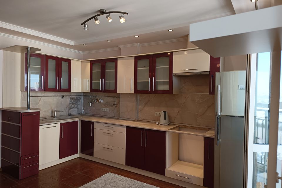 Продаётся 2-комнатная квартира, 56.7 м²