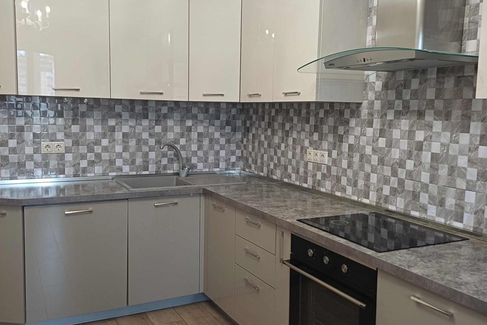 Продаётся 3-комнатная квартира, 93.2 м²