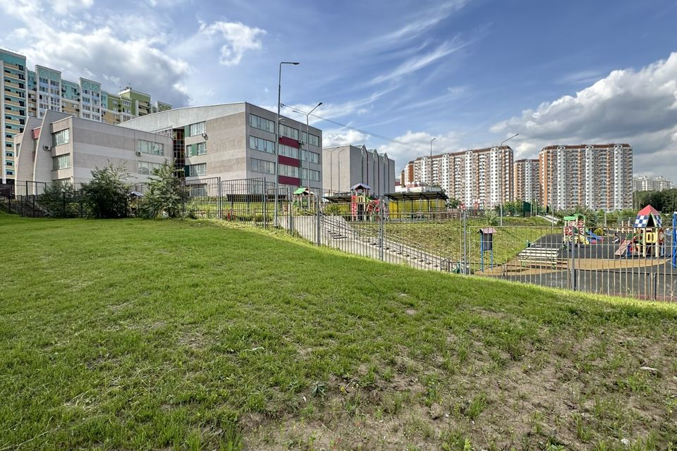Продаётся 2-комнатная квартира, 56 м²
