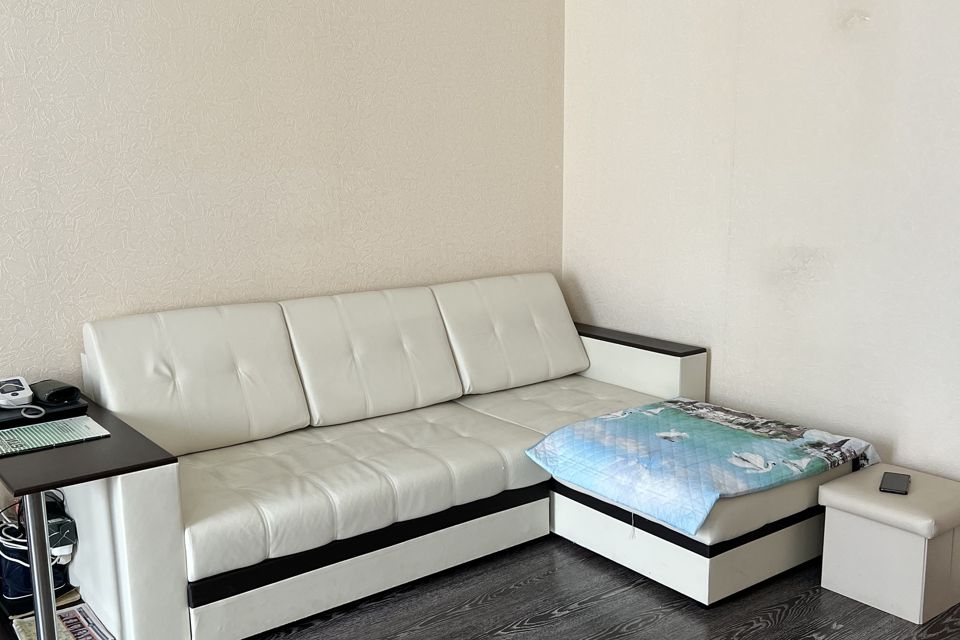 Продаётся 1-комнатная квартира, 37 м²