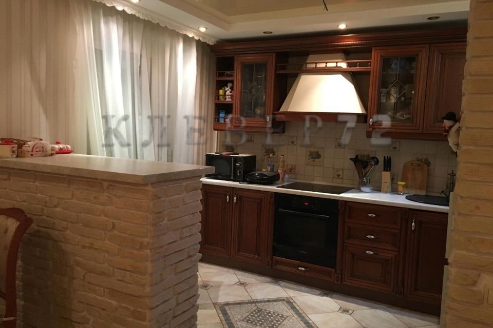 Сдаётся 2-комнатная квартира, 62 м²