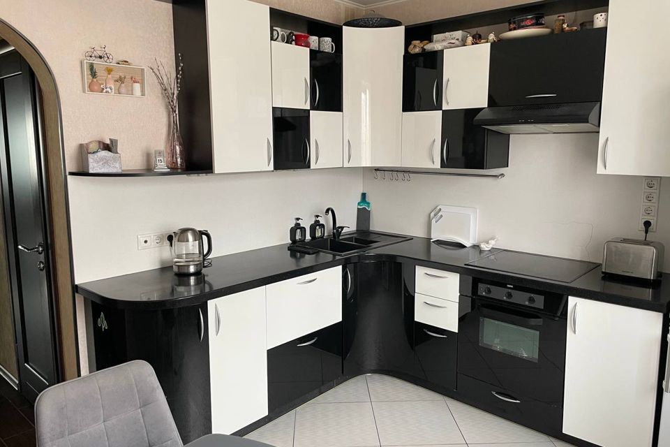 Продаётся 2-комнатная квартира, 61.2 м²