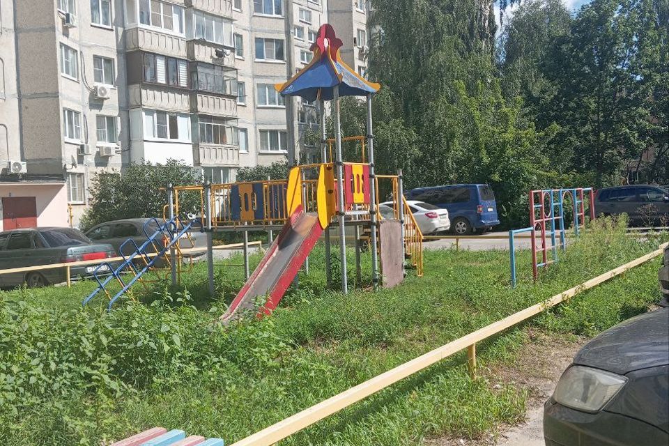 Продаётся 2-комнатная квартира, 49.9 м²