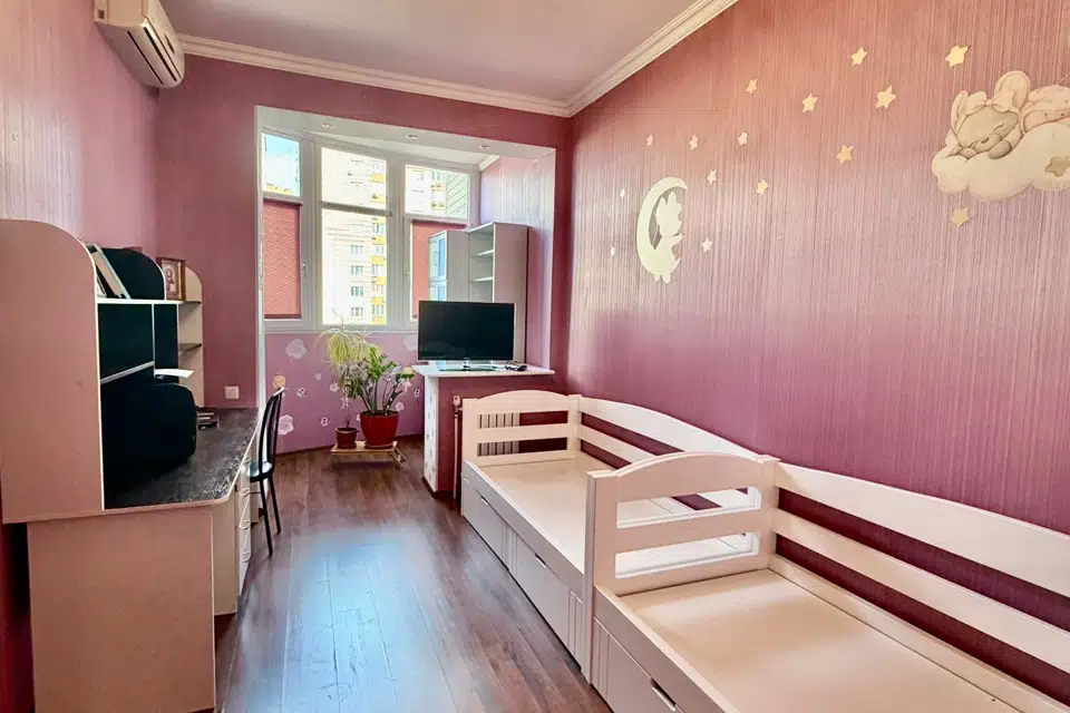 Продаётся 3-комнатная квартира, 80.3 м²