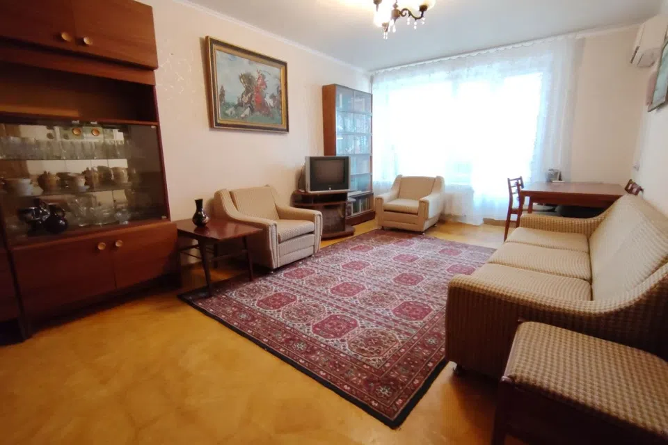 Продаётся 2-комнатная квартира, 58 м²