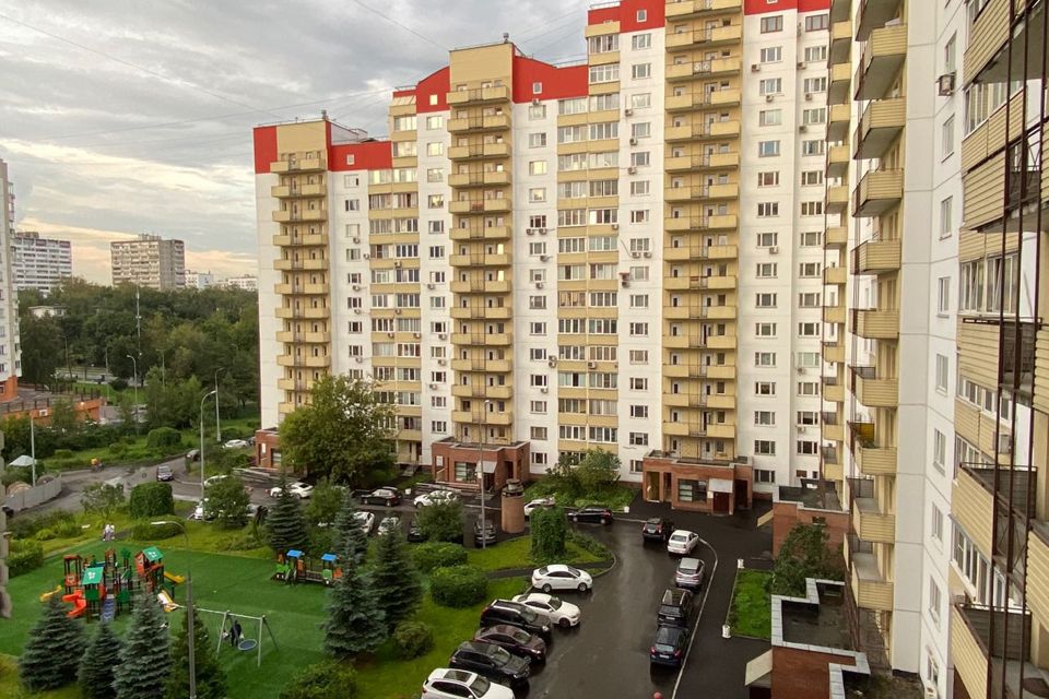 Продаётся 3-комнатная квартира, 112.9 м²