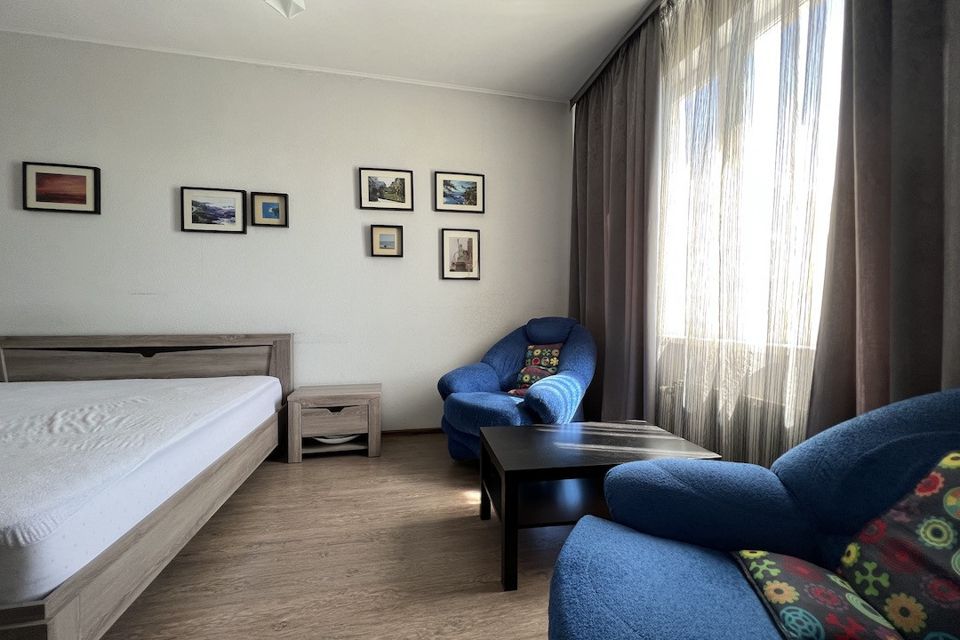 Продаётся 1-комнатная квартира, 54.1 м²