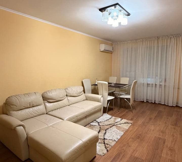 Продаётся 3-комнатная квартира, 60 м²