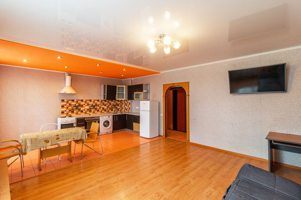 Продаётся 2-комнатная квартира, 65.8 м²