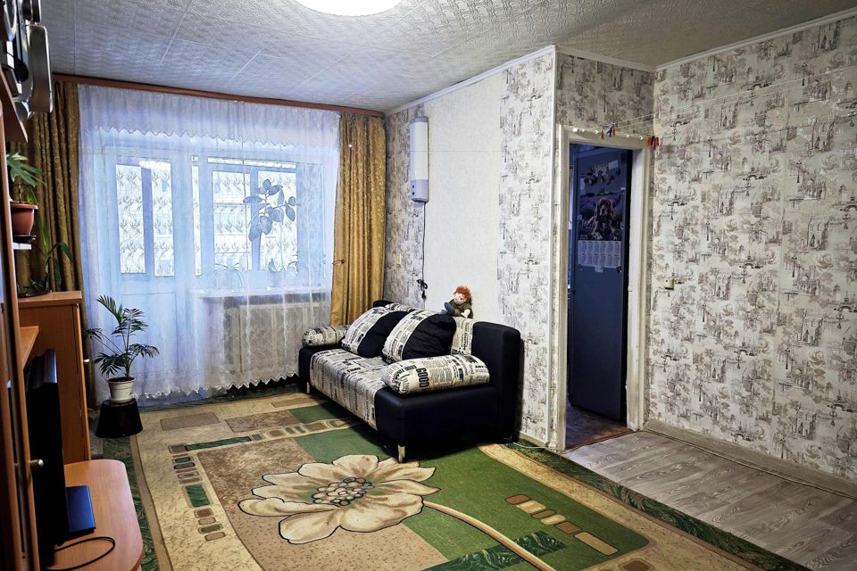Продаётся 3-комнатная квартира, 55 м²