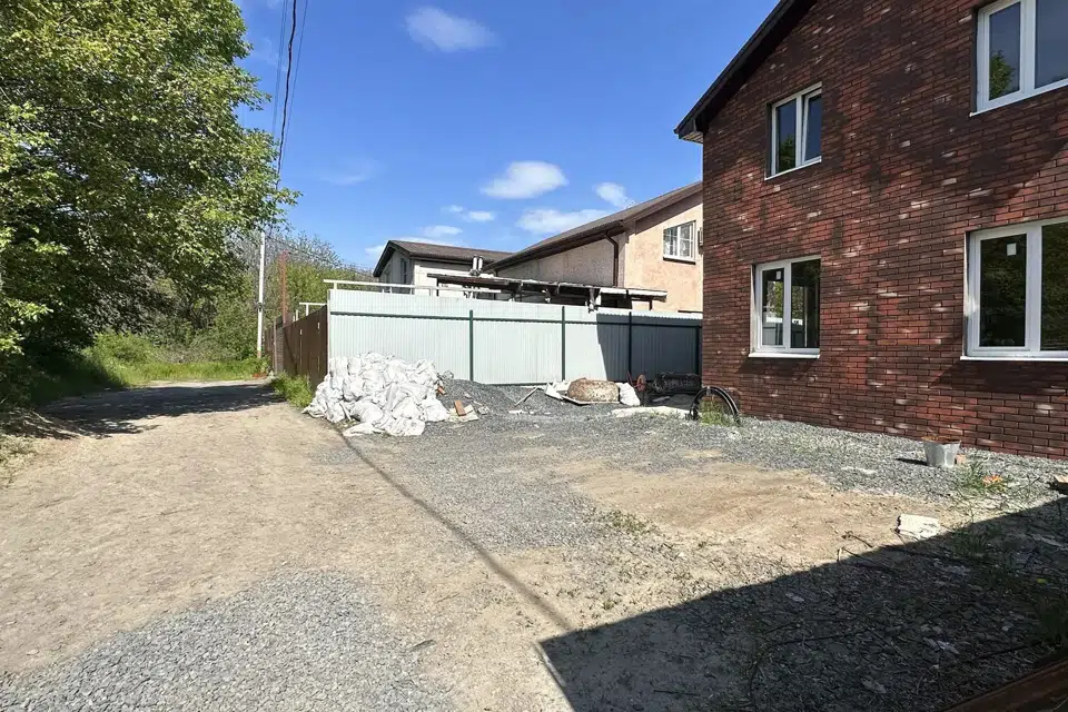 Продаётся 2-этажный дом, 93.4 м²