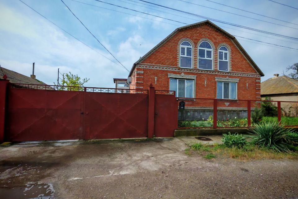 Продаётся 2-этажный дом, 117.6 м²