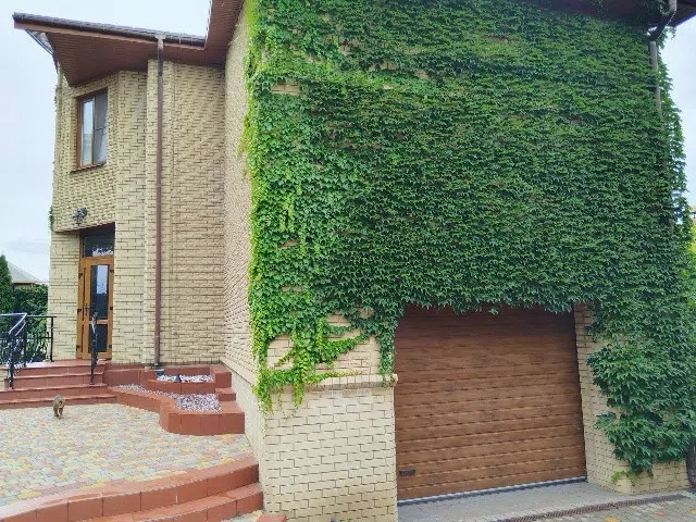 Продаётся 3-этажный дом, 232 м²