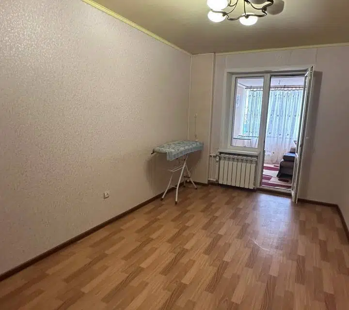 Продаётся 2-комнатная квартира, 63.7 м²