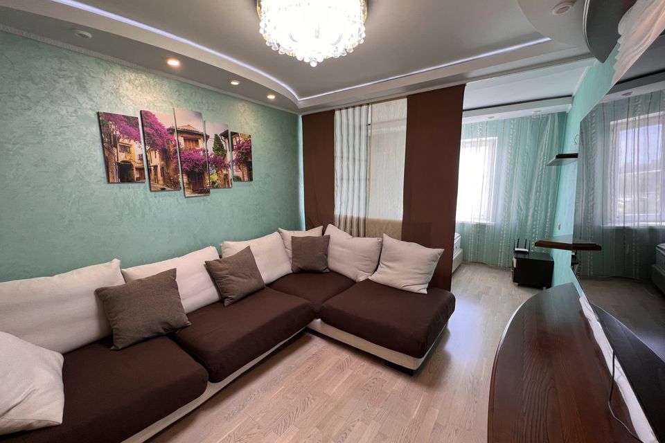 Сдаётся 2-комнатная квартира, 62 м²