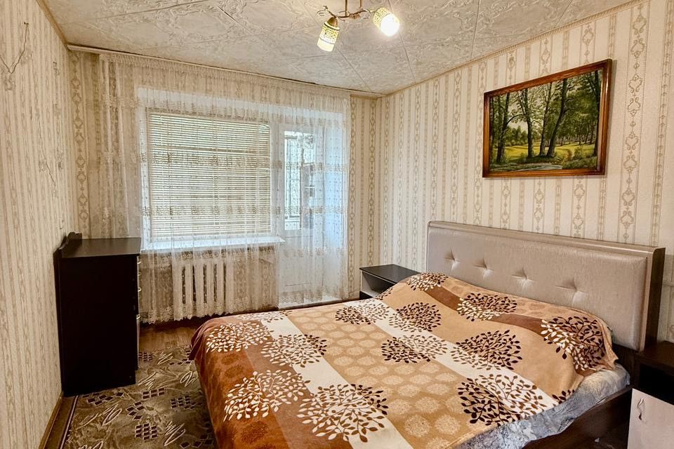 Продаётся 4-комнатная квартира, 61.1 м²
