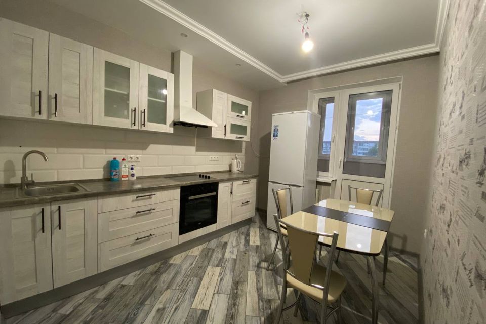 Продаётся 1-комнатная квартира, 43 м²