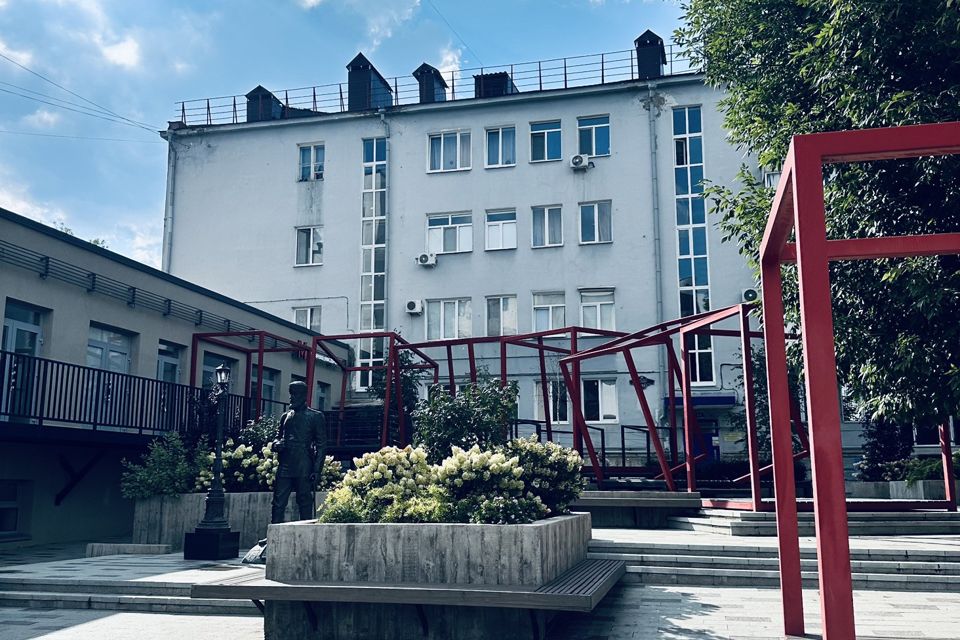 Продаётся 2-комнатная квартира, 46.7 м²