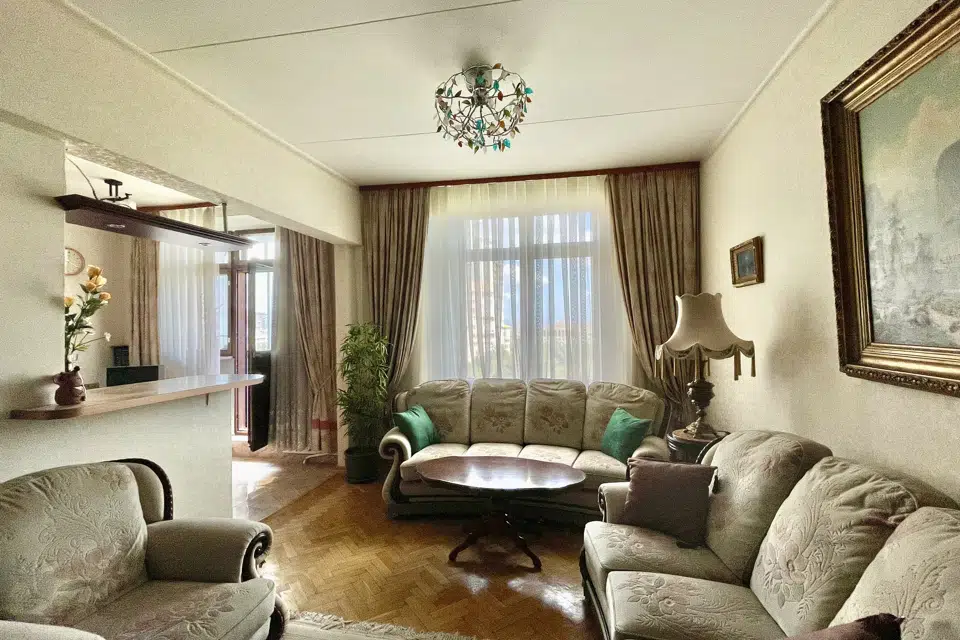 Продаётся 2-комнатная квартира, 80 м²