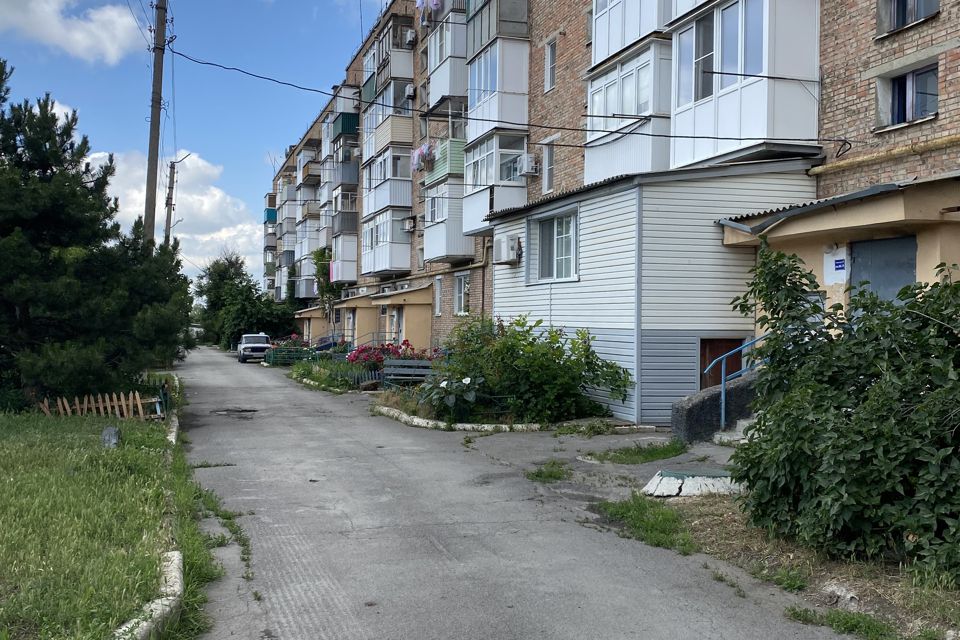 Продаётся 3-комнатная квартира, 57.7 м²