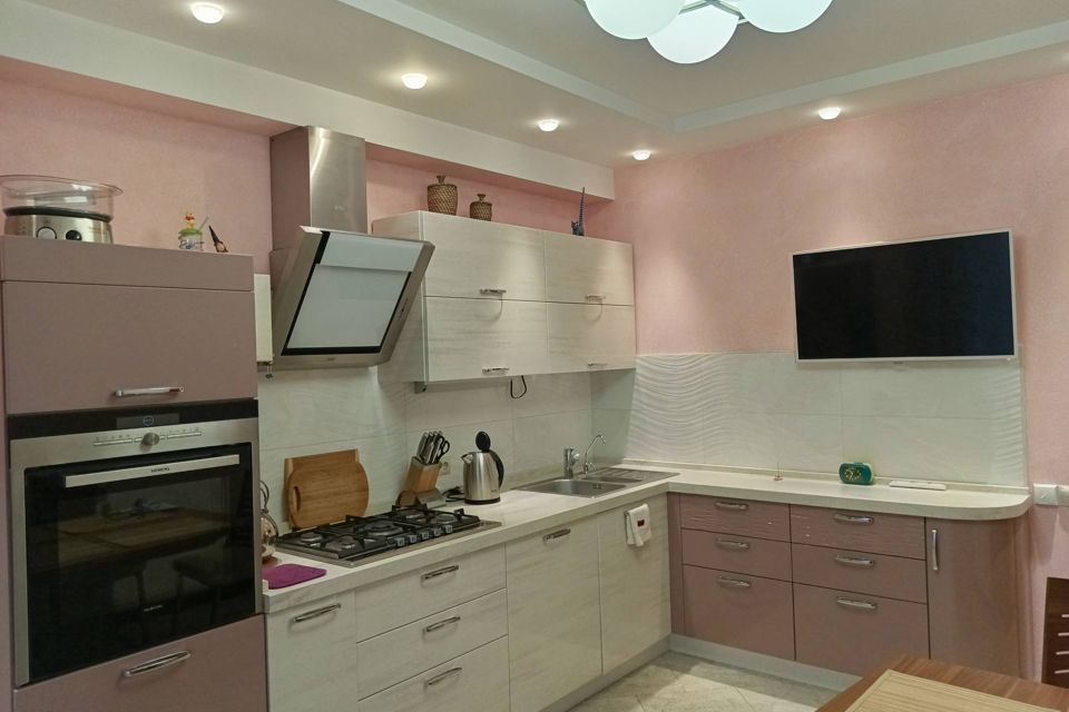 Продаётся 2-комнатная квартира, 74.4 м²