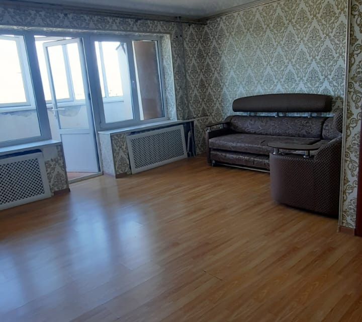 Продаётся 3-комнатная квартира, 83 м²