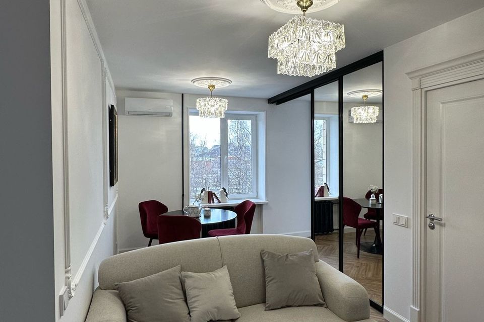 Продаётся 3-комнатная квартира, 60 м²