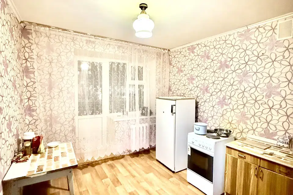 Продаётся 1-комнатная квартира, 37.4 м²