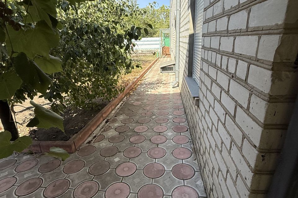 Продаётся 3-этажный дом, 271 м²