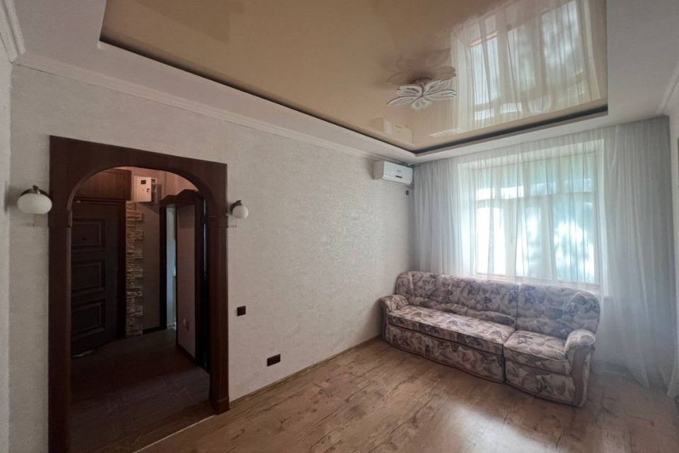 Продаётся 3-комнатная квартира, 55 м²