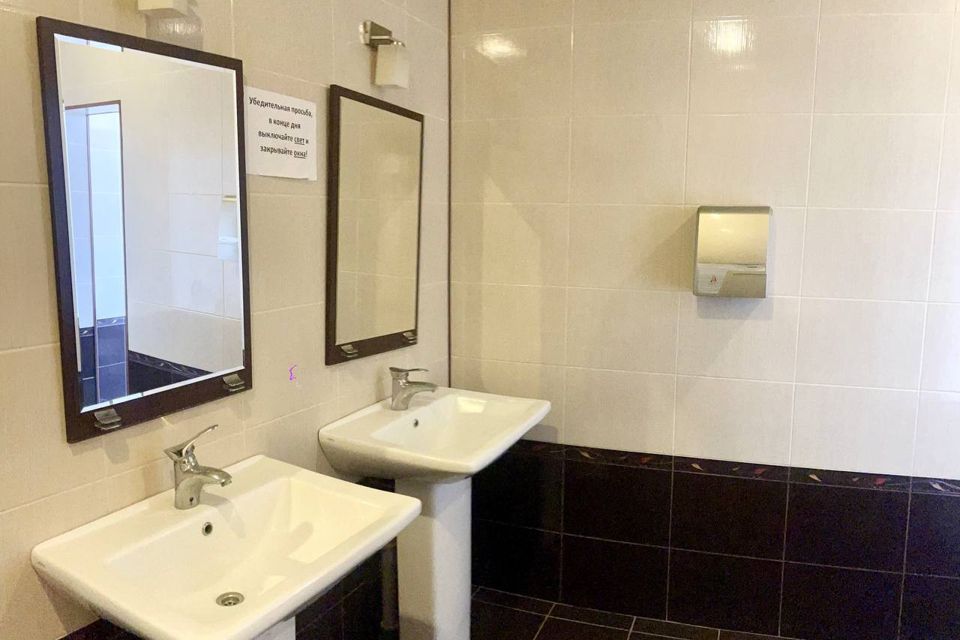 Сдаётся офис, 180 м²
